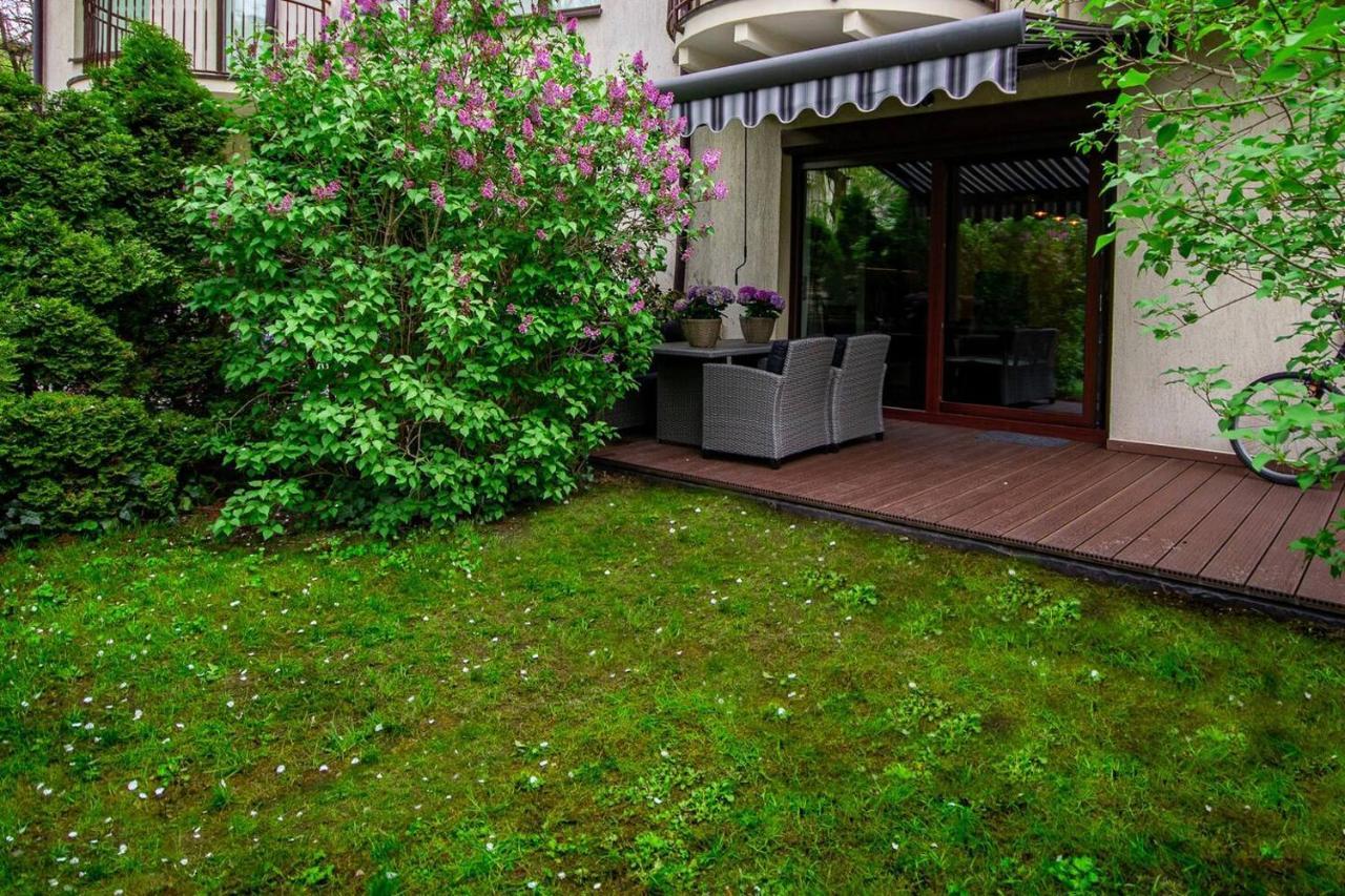 Inpoint 2-Bedrooms Apartment With Private Garden And Free Parking 크라쿠프 외부 사진